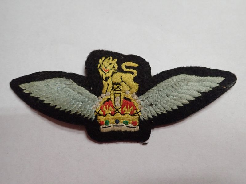 WW2 R.A.F. GLIDER PILOTS WING BADGE | Spandau Militaria Shop