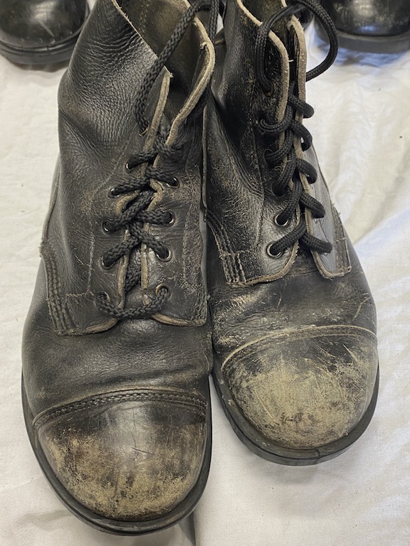 BRITISH ARMY DMS ANKLE BOOTS SIZE 9 | Spandau Militaria Shop