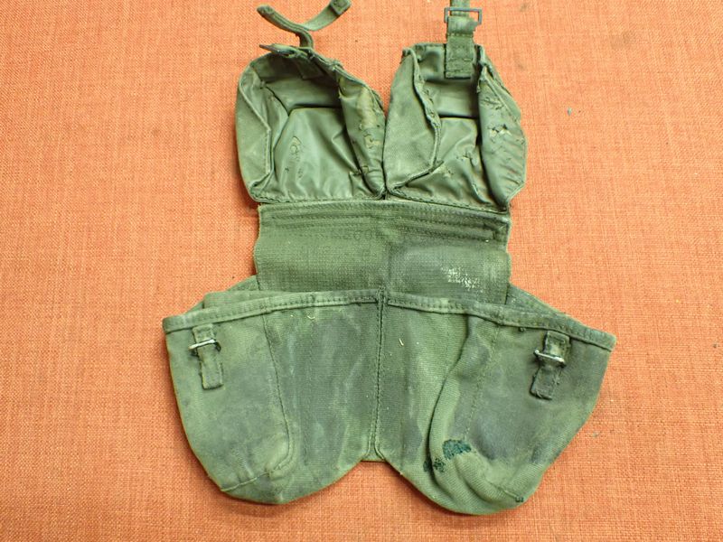 BRITISH 58 PATT KIDNEY PACK | Spandau Militaria Shop